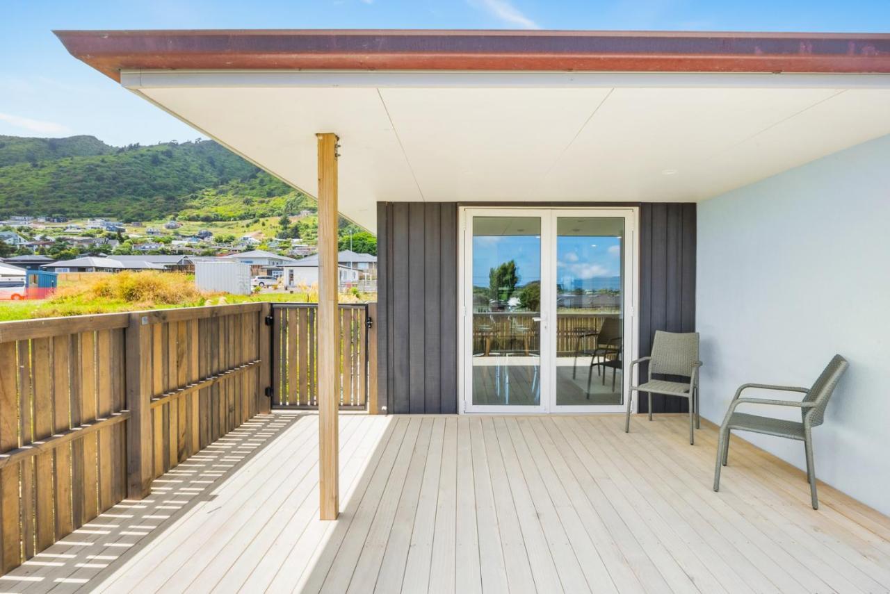 Matenga Townhouse - Waikanae Holiday Home Экстерьер фото